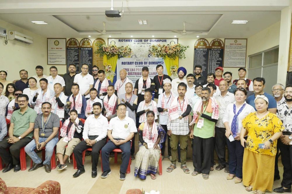 MLA & Advisor for Law & Justice and Land Development, TN Mannen and DC Dimapur, Sachin Jaiswal, with the beneficiaries of the upper limb implants, Rotarians and members of the Kashliwal family at the Rotary Centre, Dimapur on June 3. (Morung Photo)